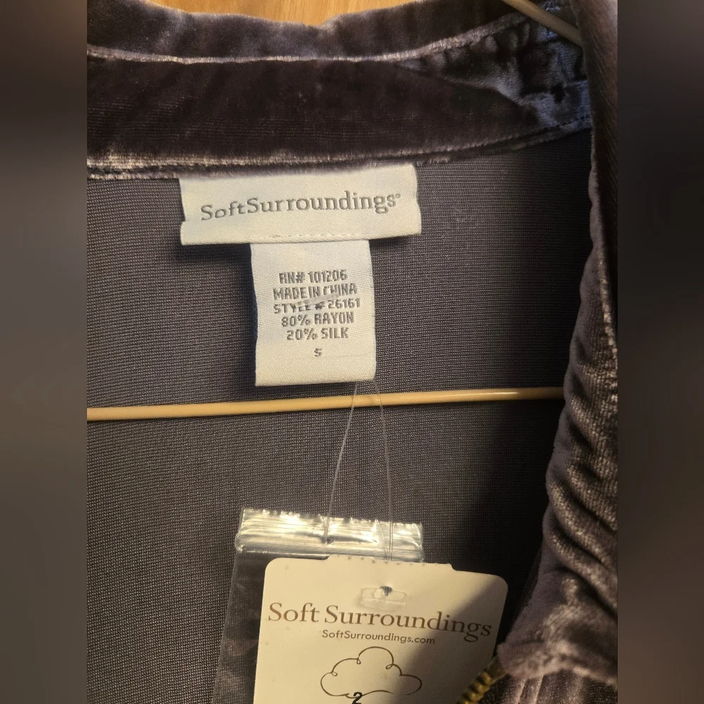 Soft Surroundings Vintage Gray Velvet Silk Blend Full Zip Blouse Sz Small - Picture 3 of 12